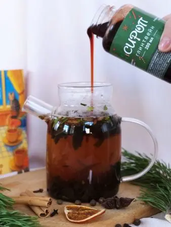Сироп сосновый со вкусом Глинтвейн 200 мл Сироп сосновый со вкусом Глинтвейн 200 мл